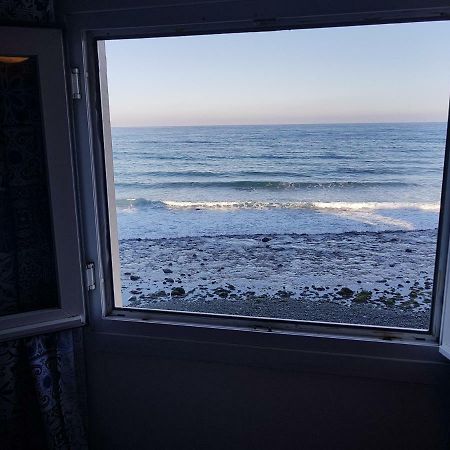 Bed And Breakfast By The Sea Pozo Izquierdo Extérieur photo