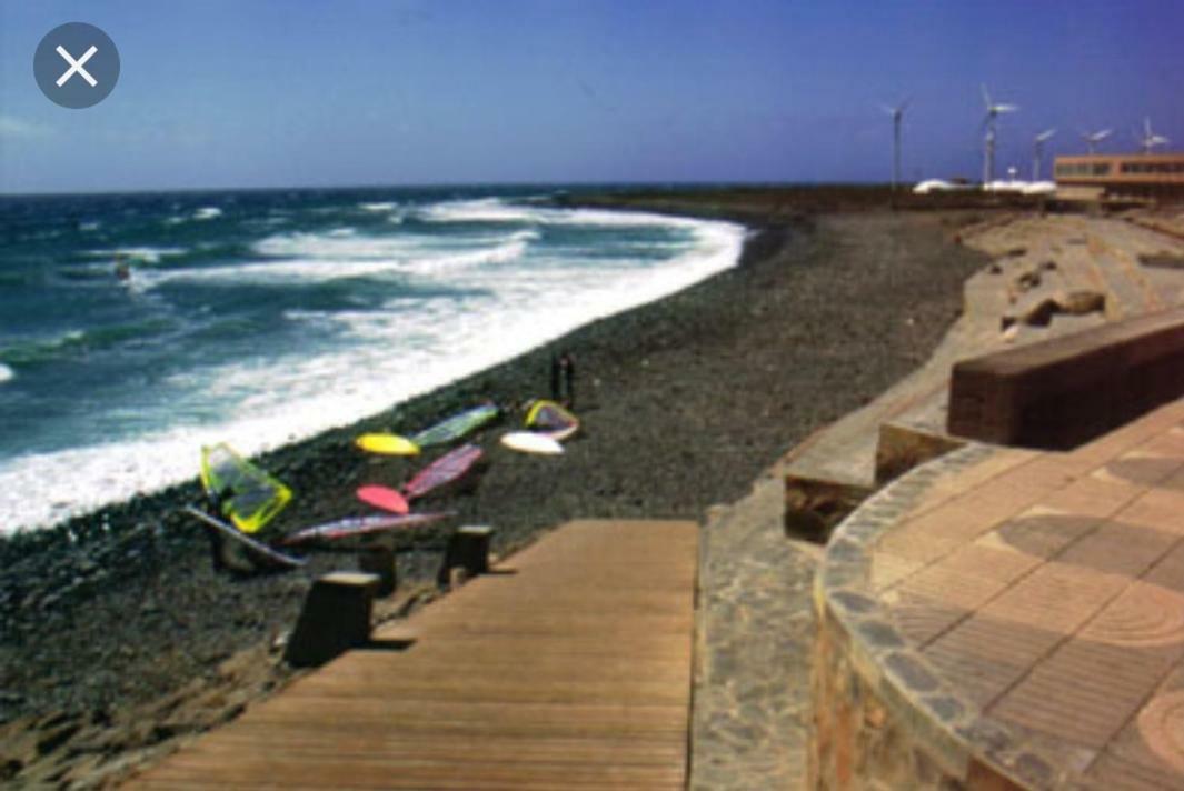 Bed And Breakfast By The Sea Pozo Izquierdo Extérieur photo