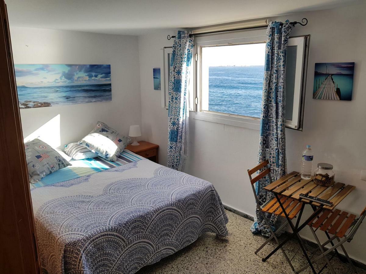 Bed And Breakfast By The Sea Pozo Izquierdo Extérieur photo